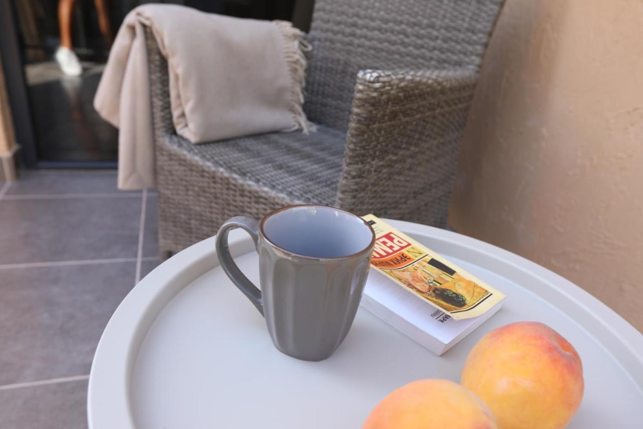 Hotelise I Bells-Of-Ireland Apartment เยเรวาน ภายนอก รูปภาพ