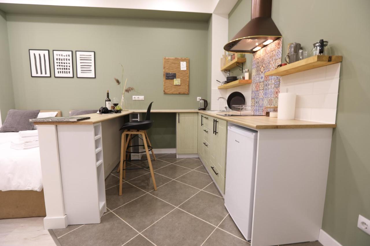 Hotelise I Bells-Of-Ireland Apartment เยเรวาน ภายนอก รูปภาพ