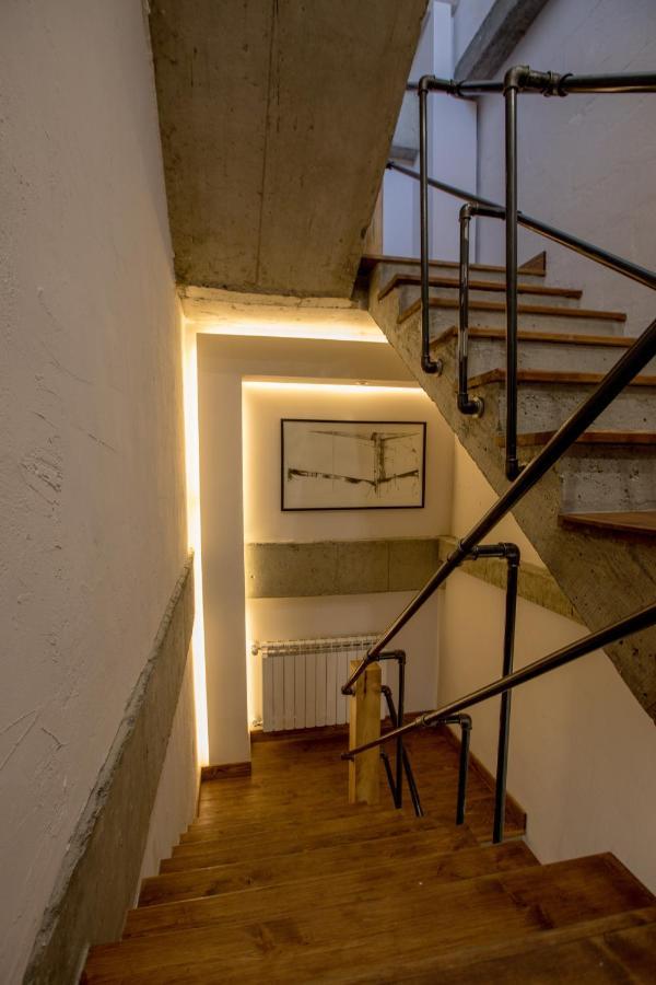 Hotelise I Bells-Of-Ireland Apartment เยเรวาน ภายนอก รูปภาพ